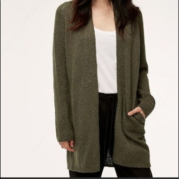 Aritzia Community ‘Vetus’ sweater in EUC - Picture 1 of 7